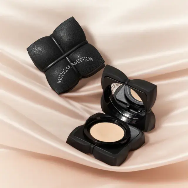 MUZIGAE MANSION SLEEK MATT CUSHION N23